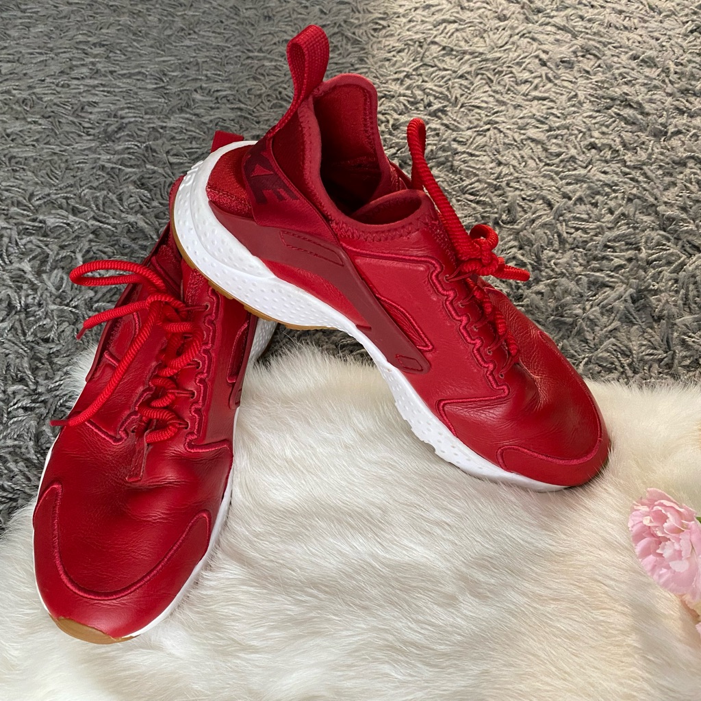 Nike W Air Huarache Run Ultra Si